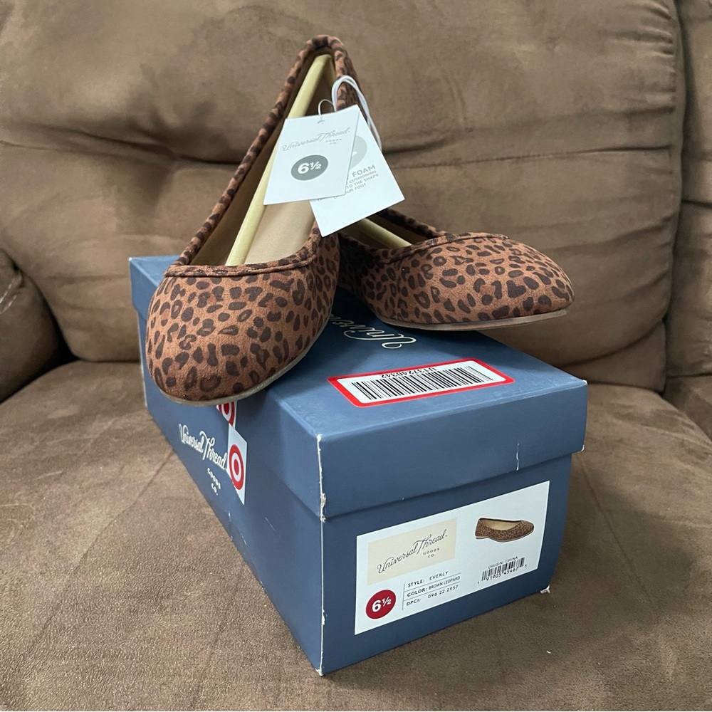 NEW Universal Thread Leopard Everly Flats Size 6.5